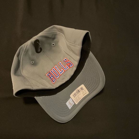 Ultra Game Chicago Bulls American Flag logo cap - Picture 4 of 7